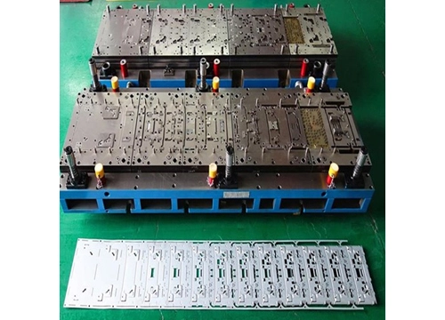 2 Rows Progressive Die For Holder